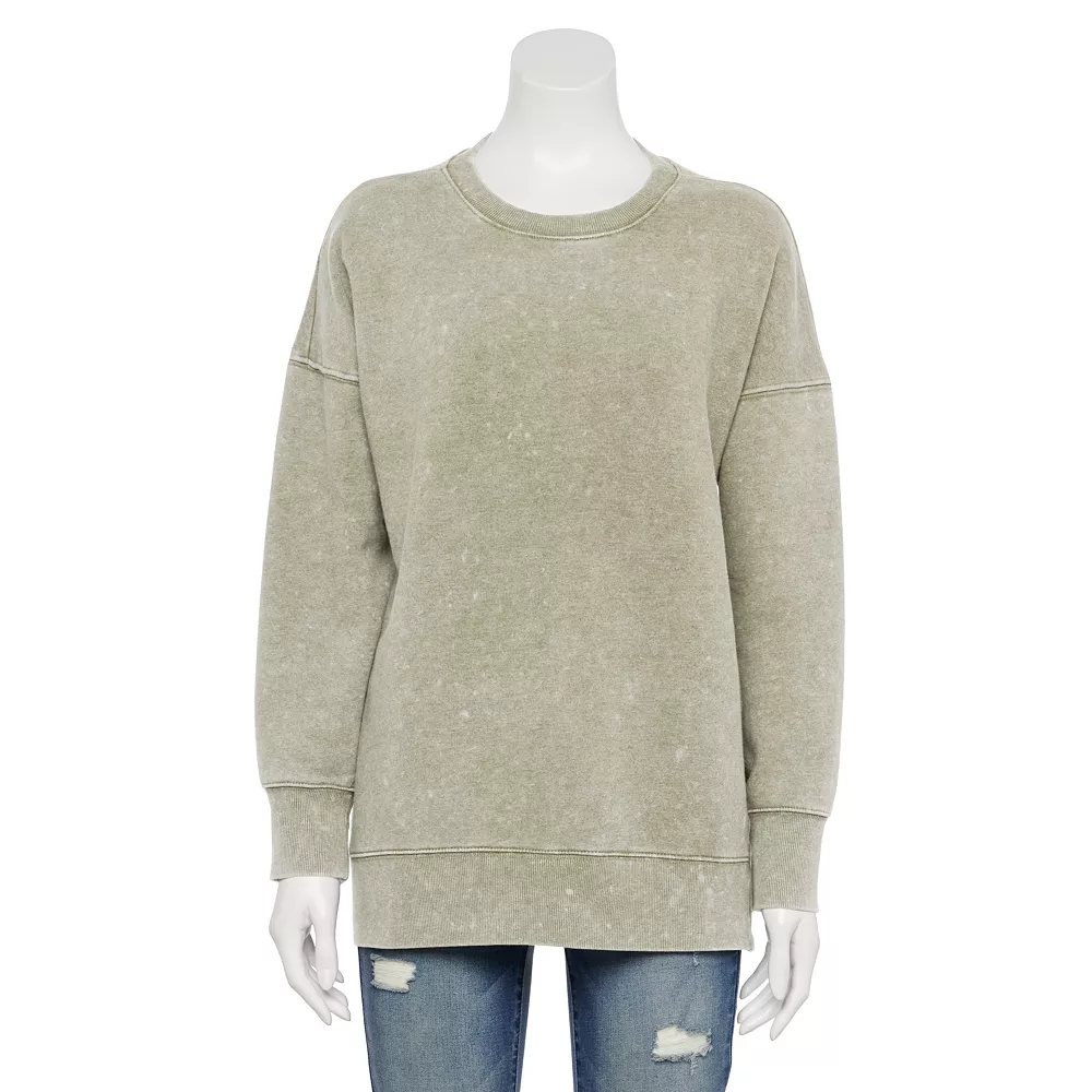 Juniors' SO® Oversized Weekend Tunic Pullover - Image 10